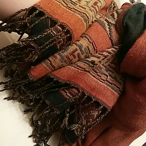 Reversible scarf - Picture 2 of 2